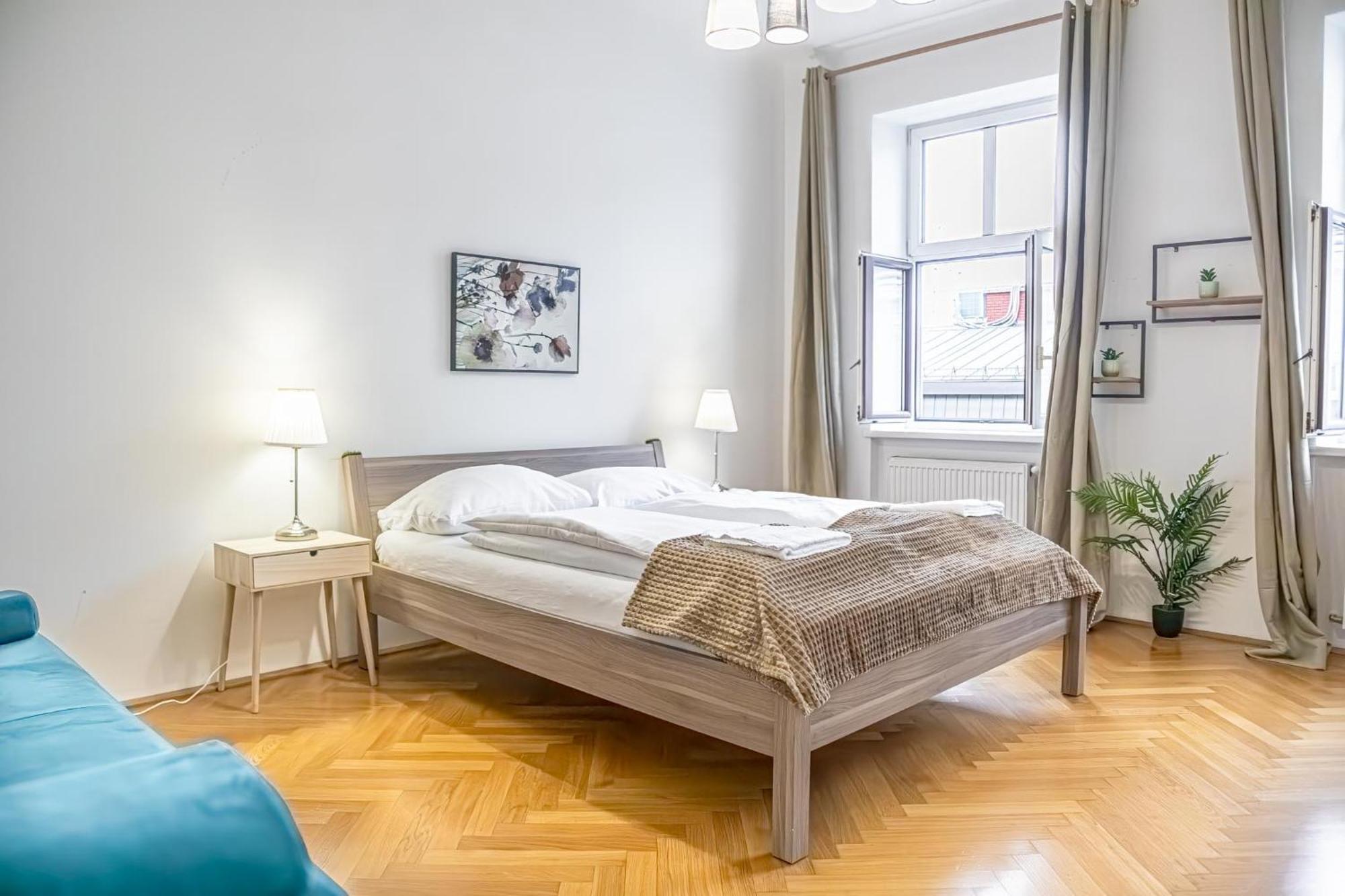 Comfortable 2Br Apt.-Near Wiener Stadthalle Viena Exterior foto